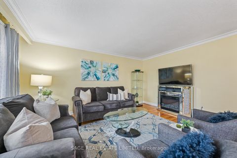 Photo 17 at 45 Dashwood Crescent, Beaumonde Heights, Toronto Photo 17 at 45 Dashwood Crescent, Beaumonde Heights, Toronto