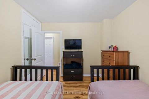 Photo 28 at 45 Dashwood Crescent, Beaumonde Heights, Toronto