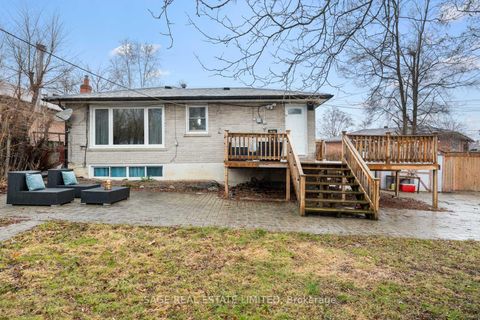 Photo 44 at 45 Dashwood Crescent, Beaumonde Heights, Toronto