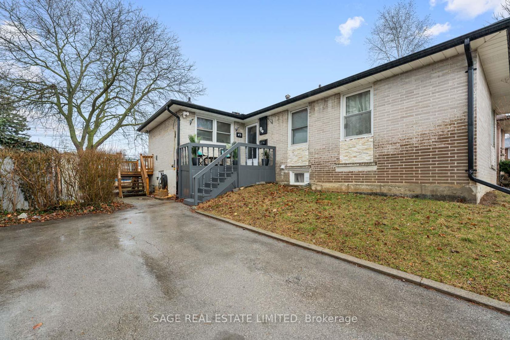45 Dashwood Crescent, Beaumonde Heights, Toronto photo number 2 45 Dashwood Crescent, Beaumonde Heights, Toronto photo number 2