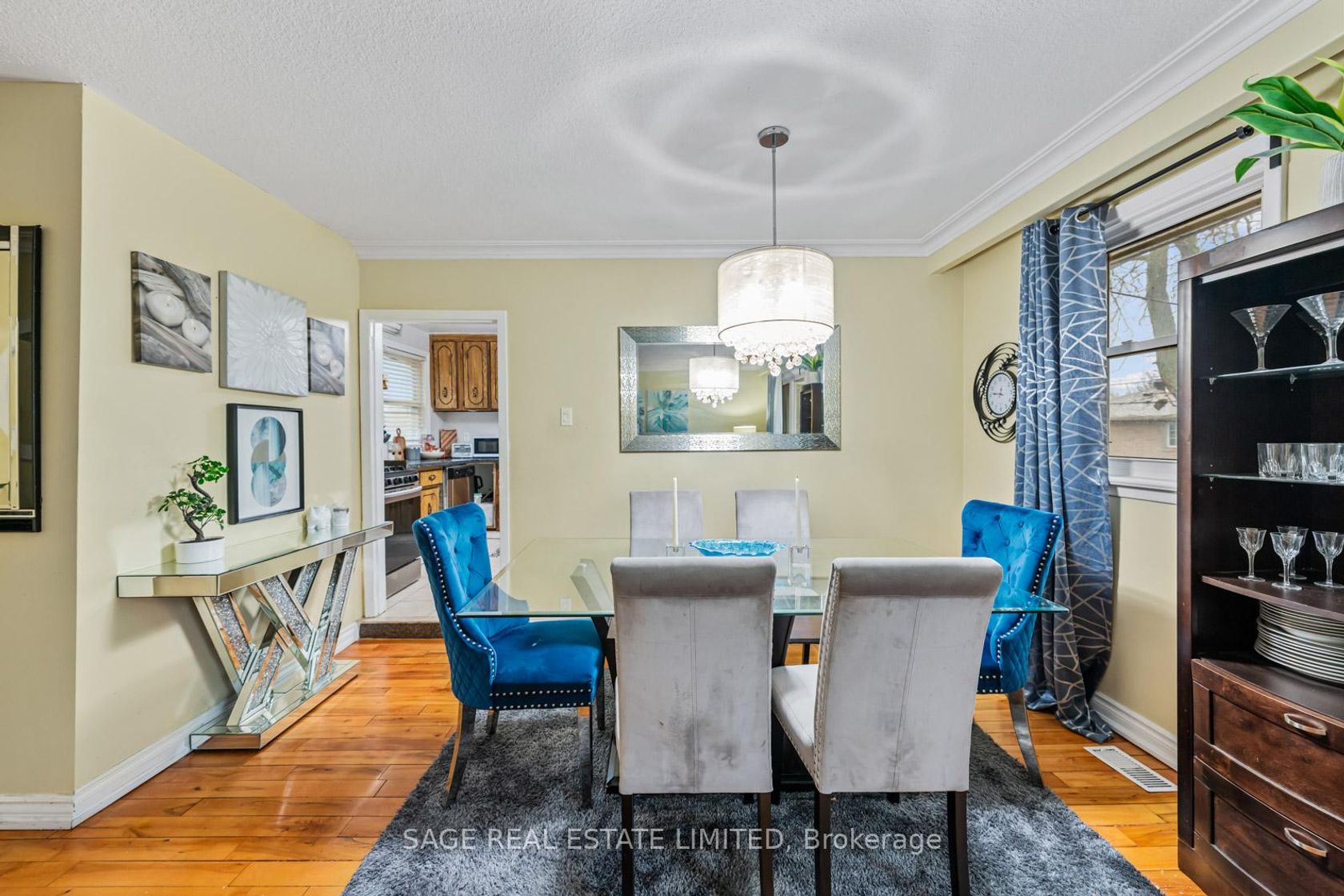Photo 16 at 45 Dashwood Crescent, Beaumonde Heights, Toronto Photo 16 at 45 Dashwood Crescent, Beaumonde Heights, Toronto