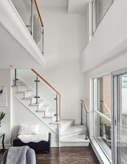 Photo 2 at 414 - 100 Western Battery Road, Niagara, Toronto