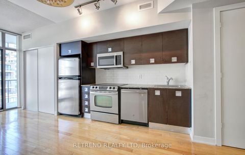 Photo 6 at 1010 - 33 Charles Street E, Yonge Corridor, Toronto Photo 6 at 1010 - 33 Charles Street E, Yonge Corridor, Toronto