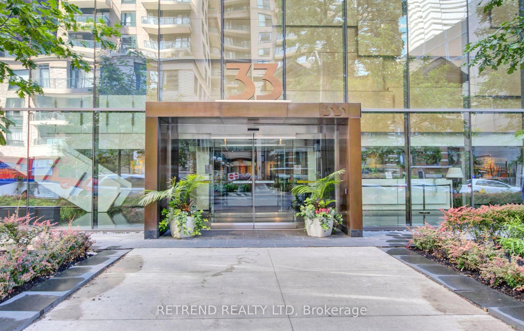 1010 - 33 Charles Street E, Yonge Corridor, Toronto 