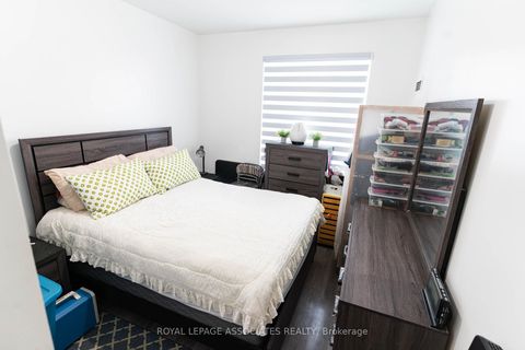 Photo 10 at 1K - 6 Rosebank Drive, Malvern, Toronto Photo 10 at 1K - 6 Rosebank Drive, Malvern, Toronto