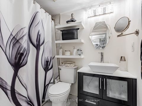 Photo 18 at 831 - 60 St Patrick Street, Chinatown, Toronto