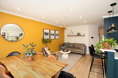 Photo 5 at 55 - 5223 Fairford Crescent, East Credit, Mississauga