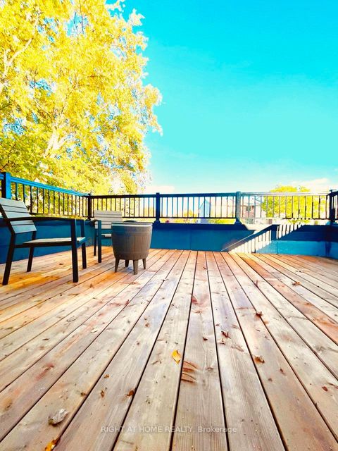 Photo 31 at 302 Mullen Drive, Brownridge, Vaughan