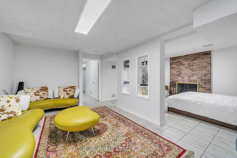 Photo 47 at 302 Mullen Drive, Brownridge, Vaughan