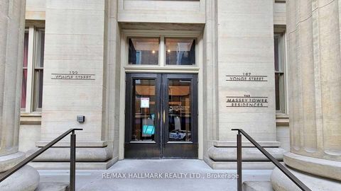 Photo 2 at 3114 - 197 Yonge Street, Yonge Corridor, Toronto Photo 2 at 3114 - 197 Yonge Street, Yonge Corridor, Toronto