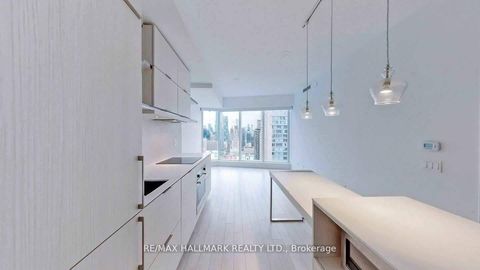 Photo 15 at 3114 - 197 Yonge Street, Yonge Corridor, Toronto Photo 15 at 3114 - 197 Yonge Street, Yonge Corridor, Toronto