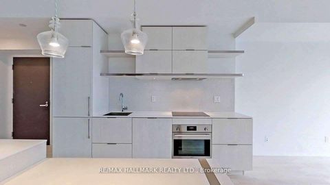 Photo 16 at 3114 - 197 Yonge Street, Yonge Corridor, Toronto Photo 16 at 3114 - 197 Yonge Street, Yonge Corridor, Toronto