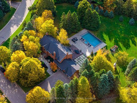 Photo 1 at 20 Fenyrose Crescent, East Woodbridge, Vaughan