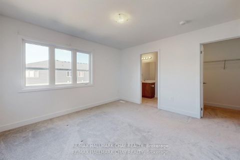 Photo 16 at 37 Turnberry Lane, Painswick South, Barrie