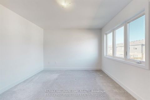 Photo 19 at 37 Turnberry Lane, Painswick South, Barrie