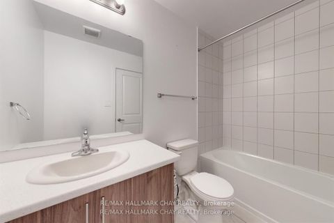 Photo 21 at 37 Turnberry Lane, Painswick South, Barrie