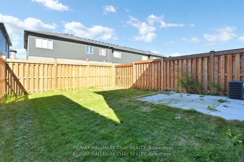 Photo 37 at 37 Turnberry Lane, Painswick South, Barrie