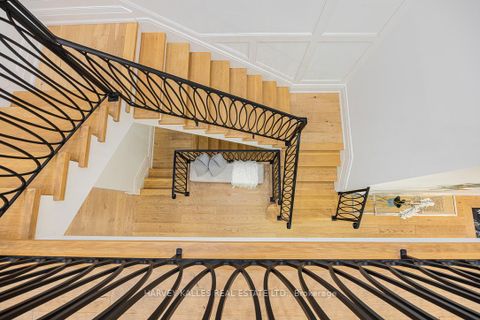 Photo 17 at 85 Chaplin Crescent, Eglinton, Toronto