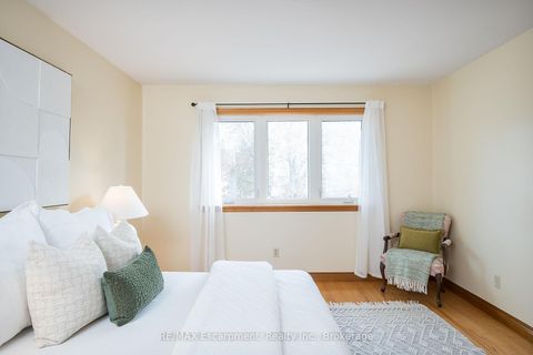 Photo 18 at 44 Ridge Road, CFB, Toronto