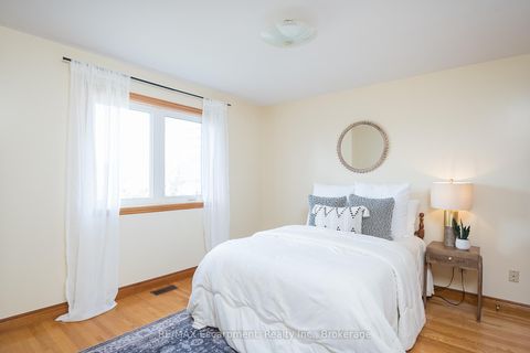 Photo 20 at 44 Ridge Road, CFB, Toronto