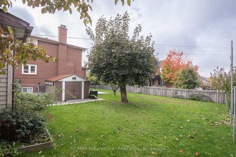 Photo 32 at 44 Ridge Road, CFB, Toronto