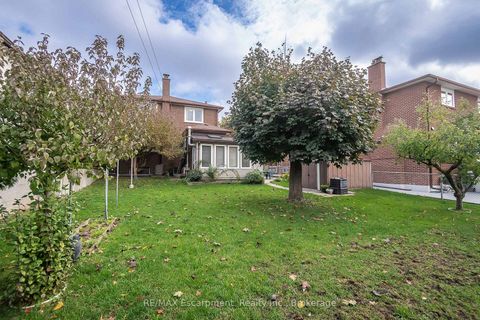 Photo 33 at 44 Ridge Road, CFB, Toronto
