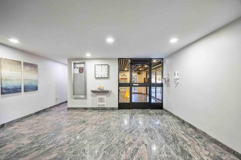 Photo 2 at 1517 - 15 La Rose Avenue, Humber Heights, Toronto