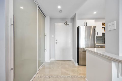 Photo 5 at 1517 - 15 La Rose Avenue, Humber Heights, Toronto