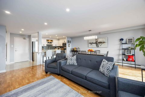 Photo 7 at 1517 - 15 La Rose Avenue, Humber Heights, Toronto