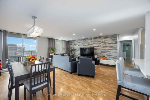 Photo 8 at 1517 - 15 La Rose Avenue, Humber Heights, Toronto
