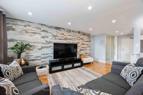 Photo 11 at 1517 - 15 La Rose Avenue, Humber Heights, Toronto Photo 11 at 1517 - 15 La Rose Avenue, Humber Heights, Toronto