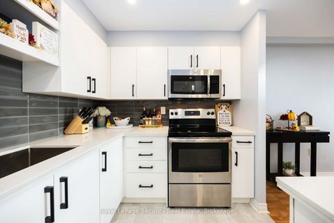 Photo 19 at 1517 - 15 La Rose Avenue, Humber Heights, Toronto