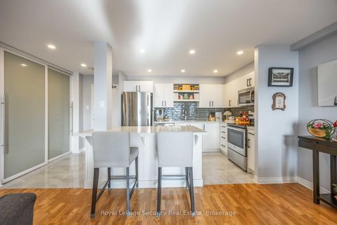 Photo 20 at 1517 - 15 La Rose Avenue, Humber Heights, Toronto