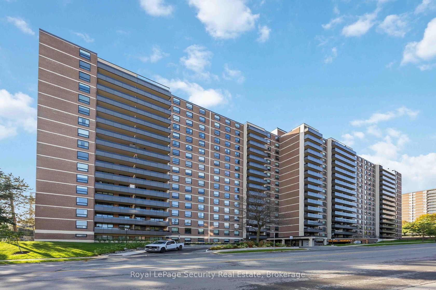1517 - 15 La Rose Avenue, Humber Heights, Toronto photo 6 1517 - 15 La Rose Avenue, Humber Heights, Toronto photo 6