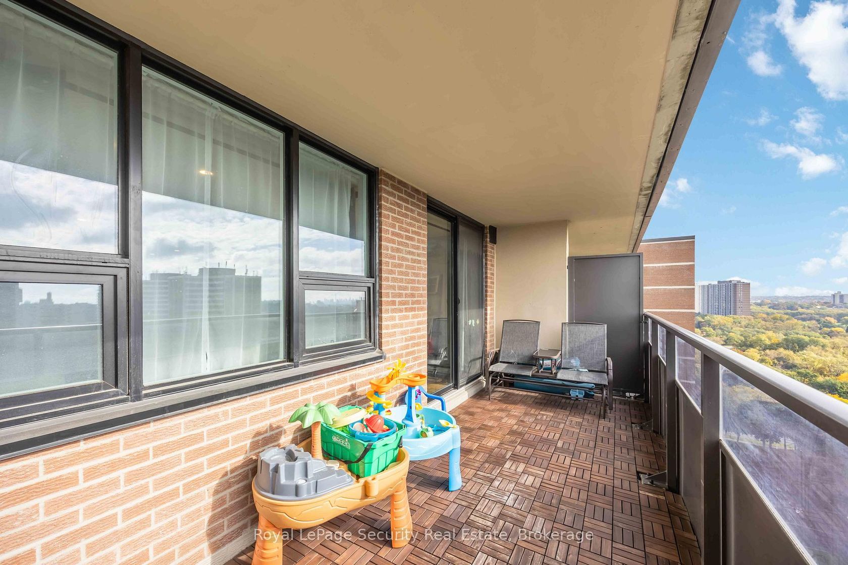 Photo 39 at 1517 - 15 La Rose Avenue, Humber Heights, Toronto Photo 39 at 1517 - 15 La Rose Avenue, Humber Heights, Toronto