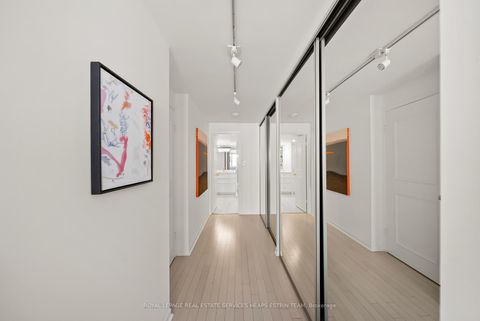 Photo 14 at 337 - 40 Oaklands Avenue, St. Clair, Toronto