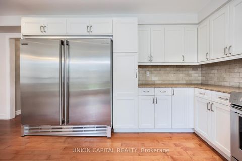 Photo 4 at 82 Old Yonge Street, Aurora Village, Aurora