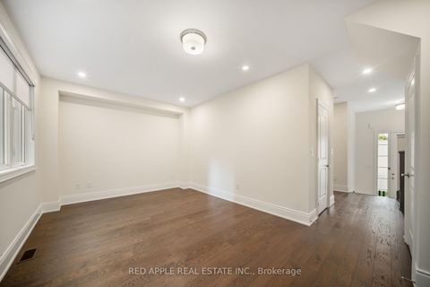 Photo 5 at 9392 Bayview Avenue, Observatory, Richmond Hill