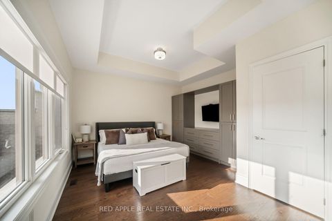 Photo 17 at 9392 Bayview Avenue, Observatory, Richmond Hill