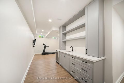 Photo 25 at 9392 Bayview Avenue, Observatory, Richmond Hill