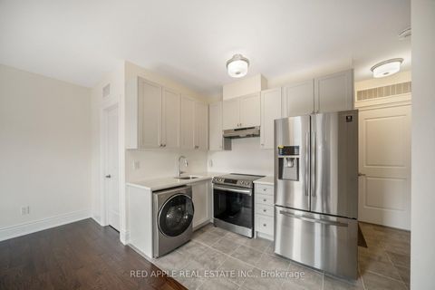 Photo 30 at 9392 Bayview Avenue, Observatory, Richmond Hill