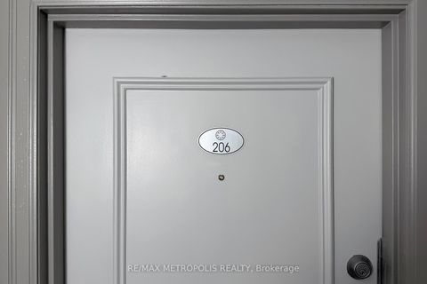 Photo 6 at 206 - 260 Seneca Hill Drive, Don Valley Village, Toronto