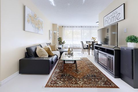 Photo 8 at 206 - 260 Seneca Hill Drive, Don Valley Village, Toronto