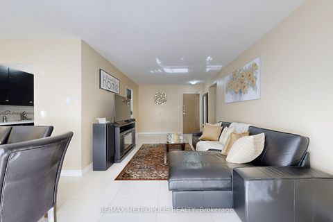 Photo 12 at 206 - 260 Seneca Hill Drive, Don Valley Village, Toronto