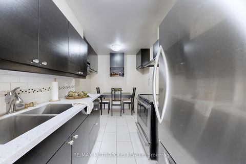 Photo 14 at 206 - 260 Seneca Hill Drive, Don Valley Village, Toronto