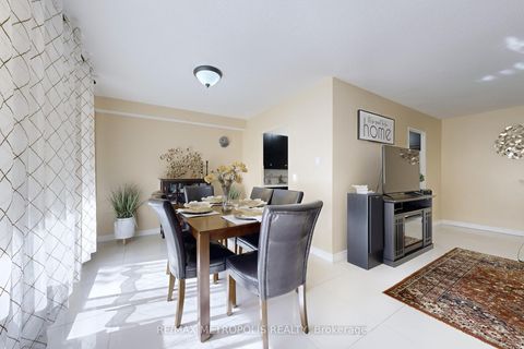 Photo 25 at 206 - 260 Seneca Hill Drive, Don Valley Village, Toronto