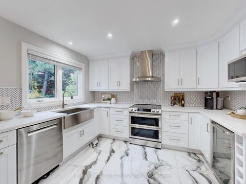Photo 9 at 371 Fairway Gardens, Glenway Estates, Newmarket