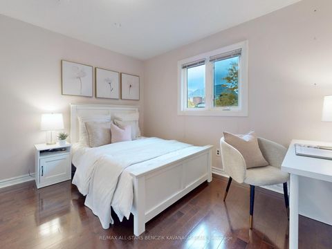 Photo 21 at 371 Fairway Gardens, Glenway Estates, Newmarket