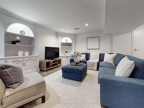 Photo 25 at 371 Fairway Gardens, Glenway Estates, Newmarket