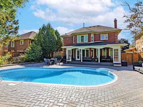 Photo 30 at 371 Fairway Gardens, Glenway Estates, Newmarket Photo 30 at 371 Fairway Gardens, Glenway Estates, Newmarket